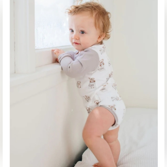 BÈBÈNCA ORGANICS - Unisex Onesie - Books Print - Picture 4 of 5